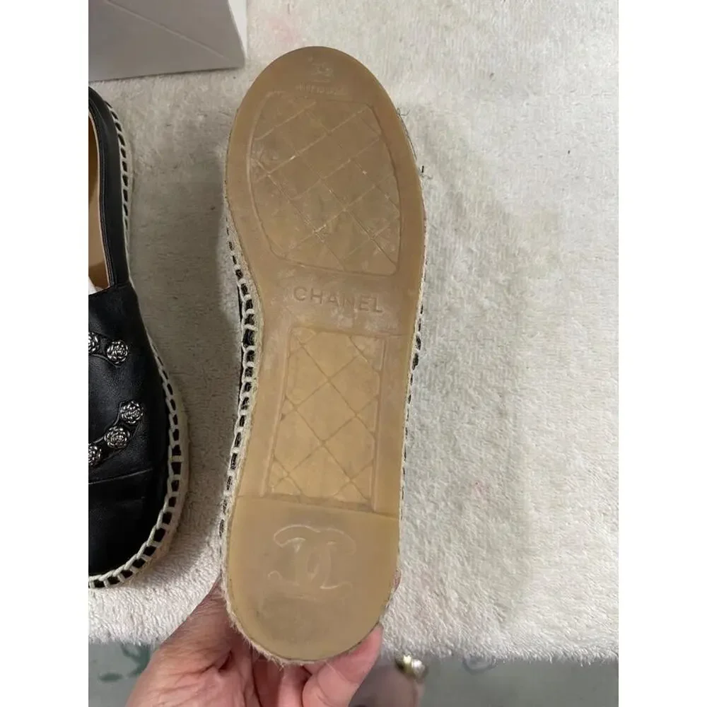 Chanel CC Camellia Studded Lambskin Leather Espadrilles size 35 US 5 (san100
